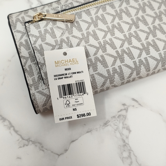 Michael Kors Reed Large Snap Wallet - Picture 4 of 7